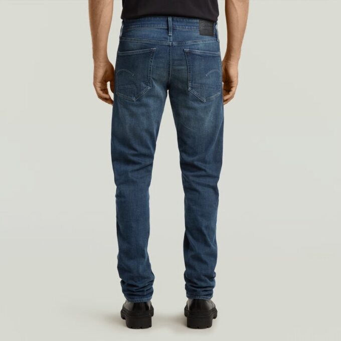 3301 Straight Jeans