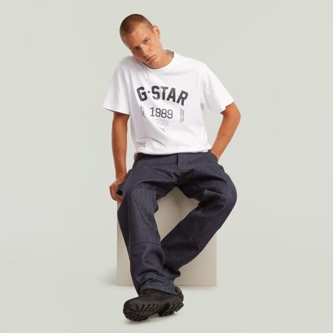 89 Back Graphic Loose T-Shirt