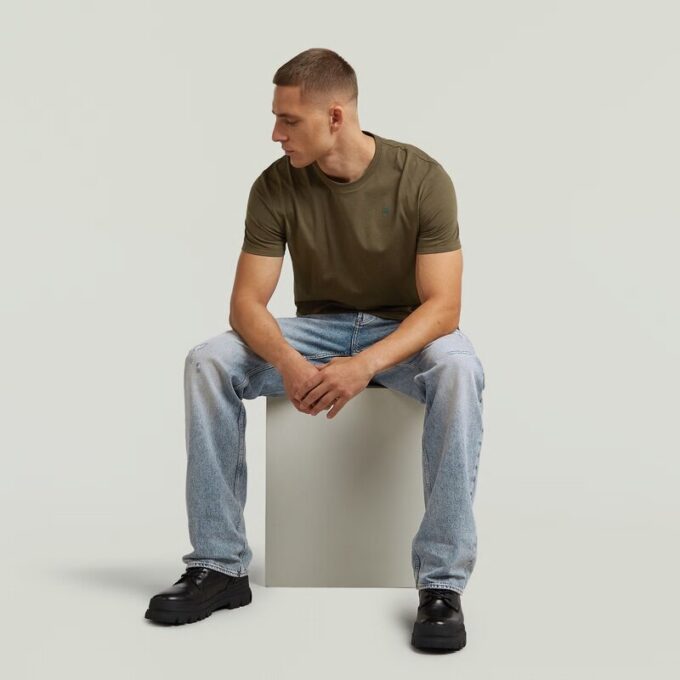 Base T-Shirt Base T-Shirt