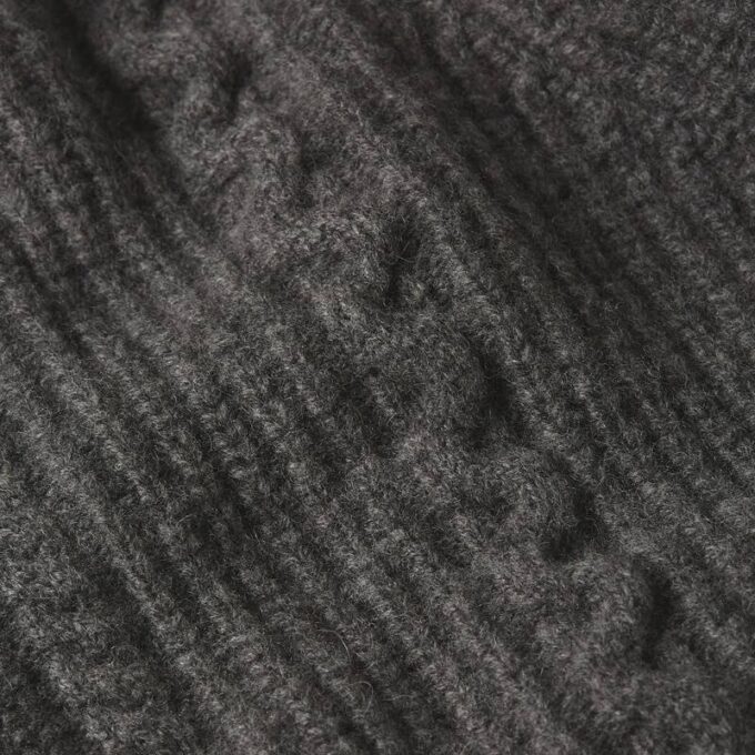 Cable Double Collar Knit