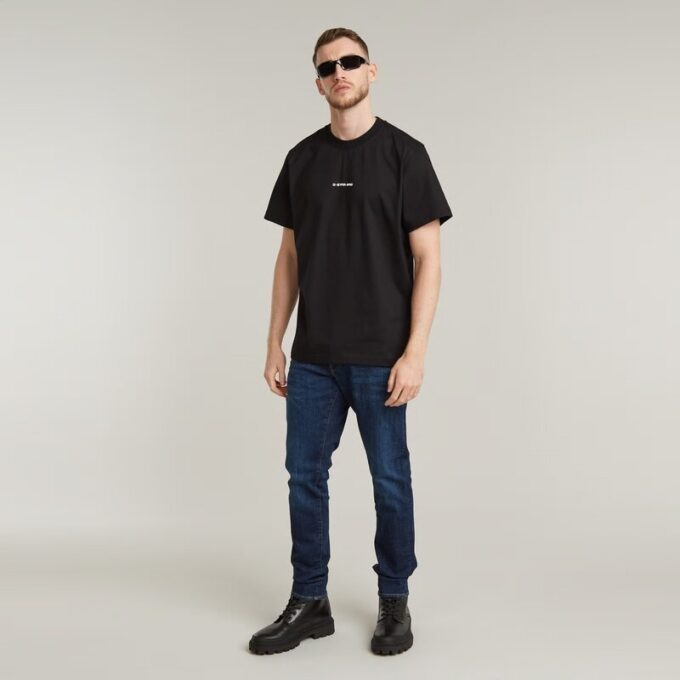 Center Chest Logo Loose T-Shirt Center Chest Logo Loose T-Shirt