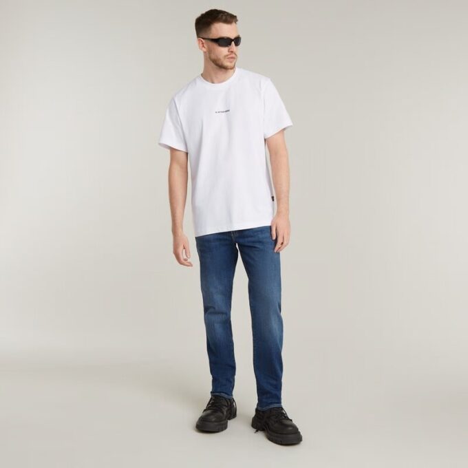 Center Chest Logo Loose T-Shirt Center Chest Logo Loose T-Shirt