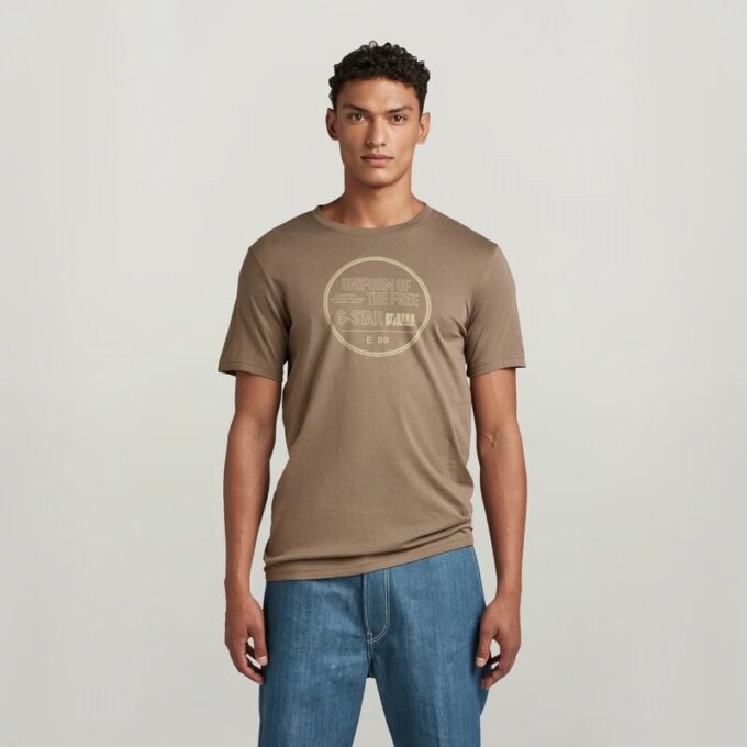 Chest Graphic Slim T-Shirt Chest Graphic Slim T-Shirt