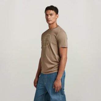 Chest Graphic Slim T-Shirt