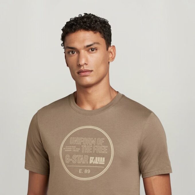 Chest Graphic Slim T-Shirt Chest Graphic Slim T-Shirt