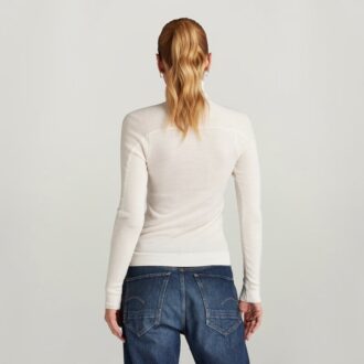 Core Slim Turtle Knit