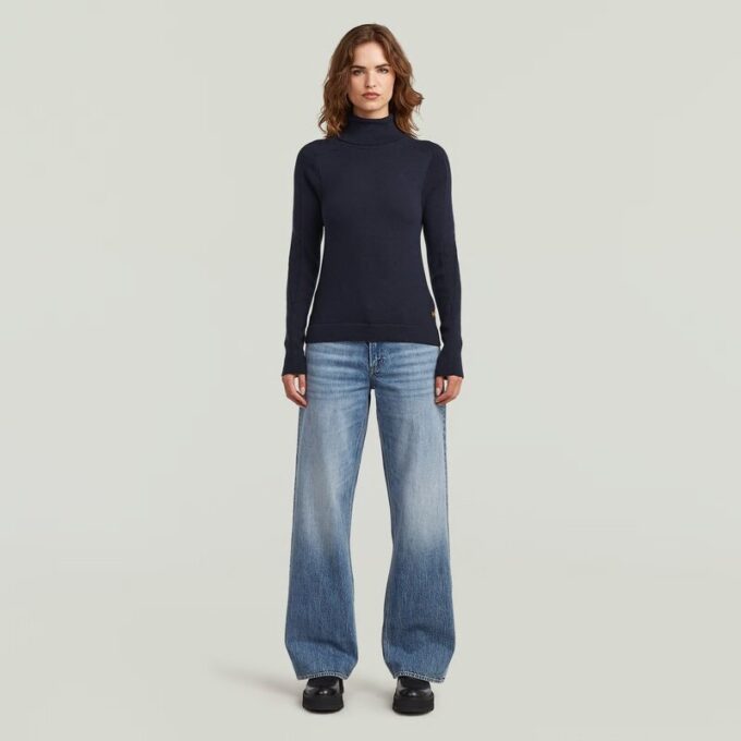 Core Turtle Slim Knit