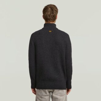 Essential Half Zip Knit
