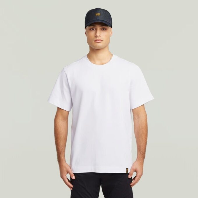 Essential T-Shirt Essential T-Shirt