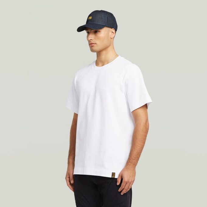 Essential T-Shirt Essential T-Shirt