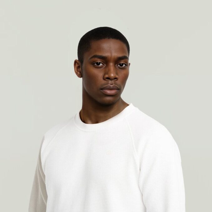 Jirgi Long Sleeve T-Shirt Jirgi Long Sleeve T-Shirt