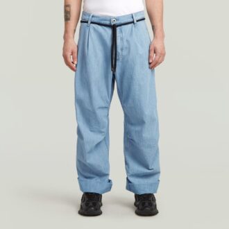 Pleated 3D Denim Jeans