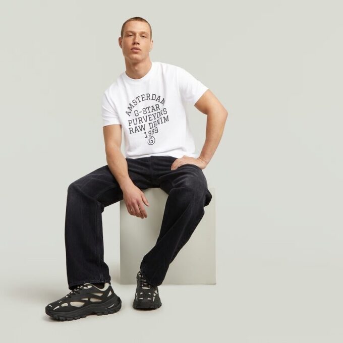 Purveyors Graphic T-Shirt Purveyors Graphic T-Shirt