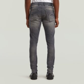 Revend Skinny Jeans