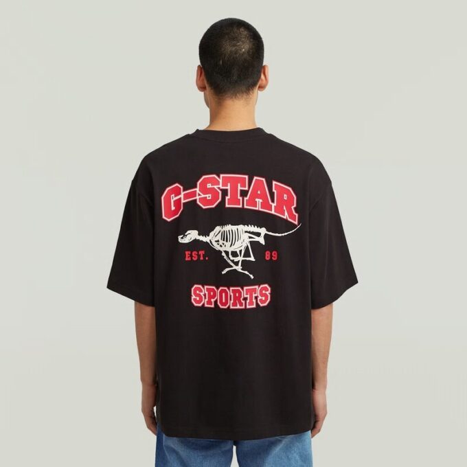 Running Dog Back Graphic Boxy T-Shirt