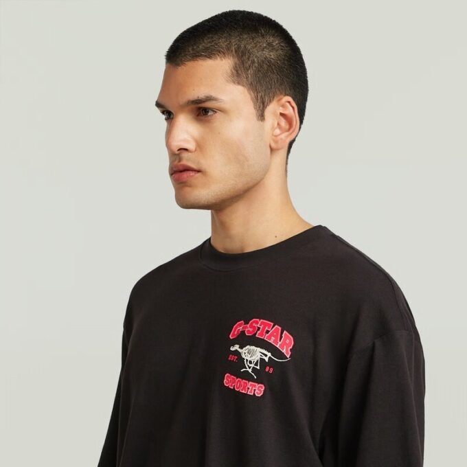 Running Dog Back Graphic Boxy T-Shirt