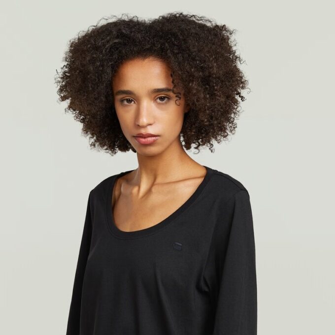 Scoop Neck Long Sleeve T-Shirt Scoop Neck Long Sleeve T-Shirt