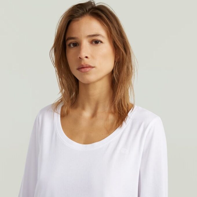 Scoop Neck Long Sleeve T-Shirt Scoop Neck Long Sleeve T-Shirt