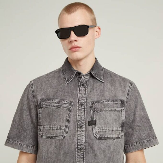 Slanted Double Pocket Regular Shirt