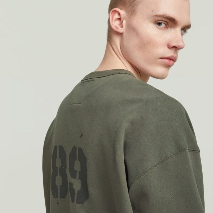 Sprayed 89 Graphic Loose Sweater Sprayed 89 Graphic Loose Sweater