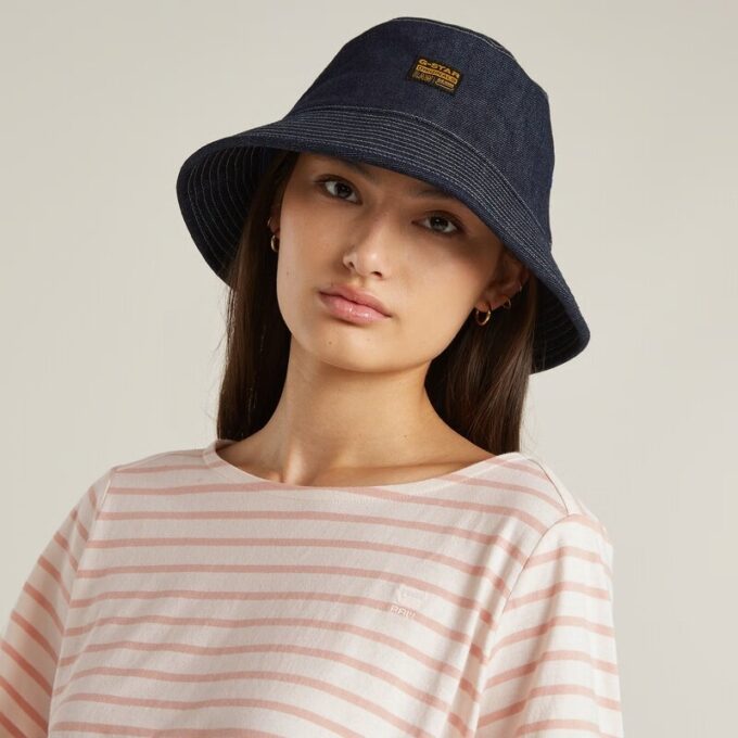 Striped Knot T-Shirt Striped Knot T-Shirt