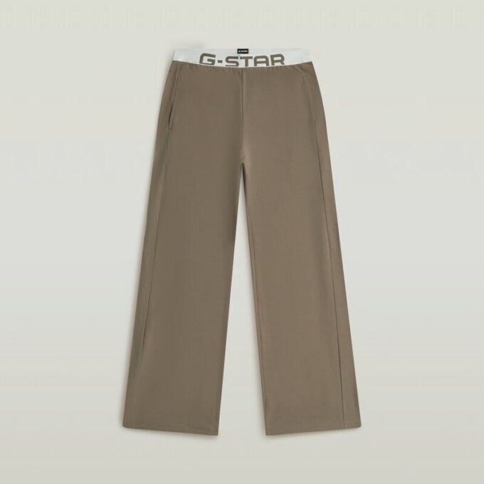 Tee and Pant Pajamas Set Tee and Pant Pajamas Set