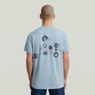 Trims Back Graphic T-Shirt