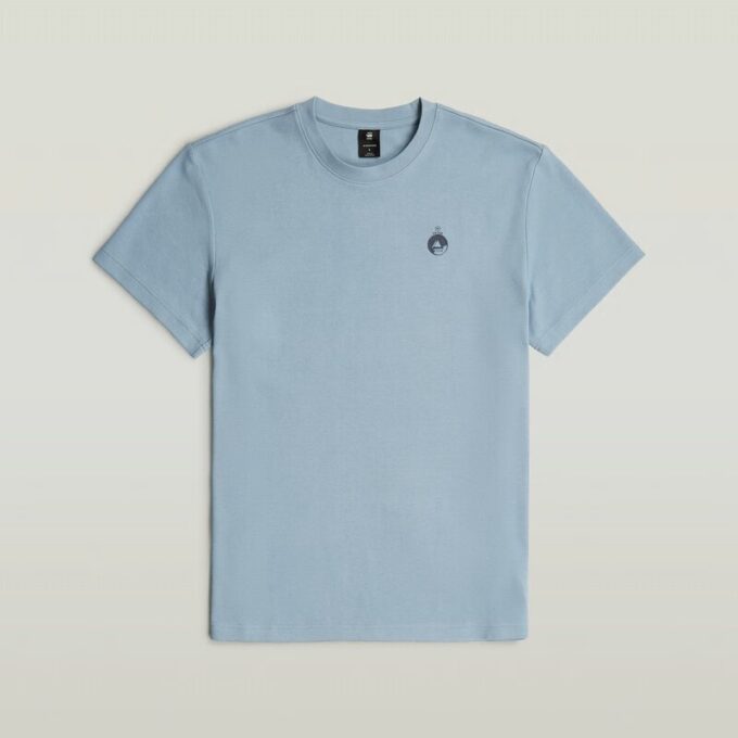 Trims Back Graphic T-Shirt Trims Back Graphic T-Shirt