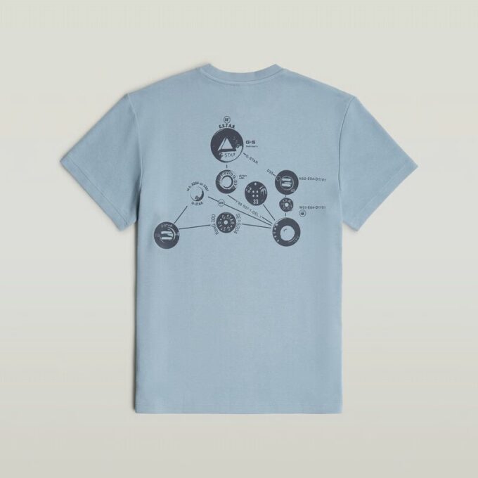 Trims Back Graphic T-Shirt Trims Back Graphic T-Shirt