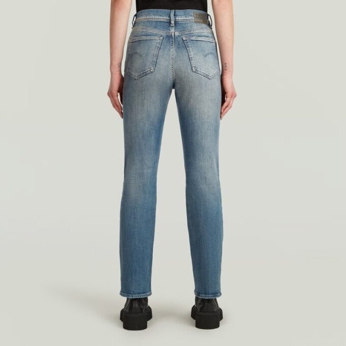 Viktoria High Straight Jeans Viktoria High Straight Jeans