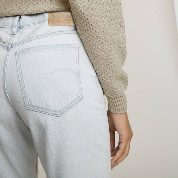 Viktoria High Straight Jeans Viktoria High Straight Jeans