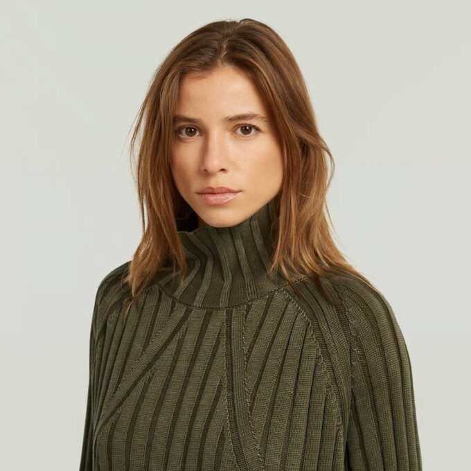 Washed Loose Turtle Knit