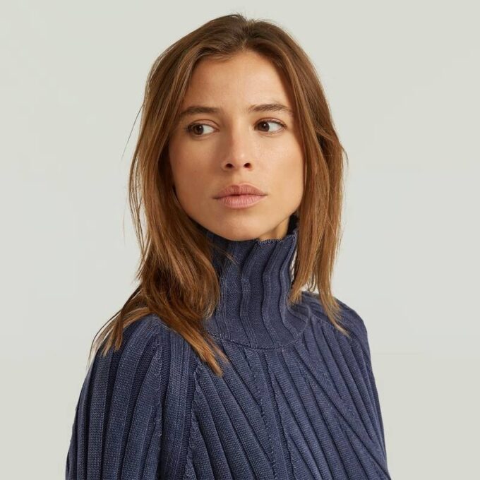 Washed Loose Turtle Knit